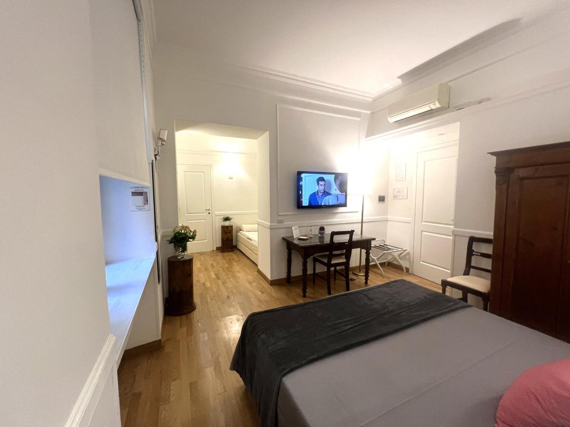 Interno Roma Hotel Luaran gambar